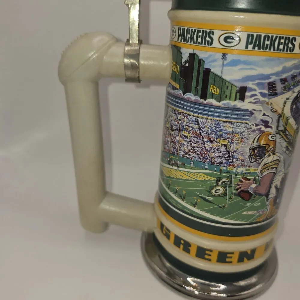 Vintage Green Bay Packers NFL Danbury Mint Lambeau Stadium Players Stein Tankard